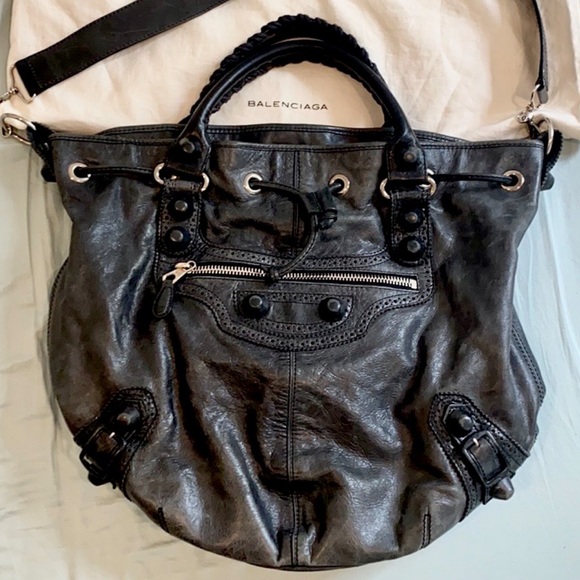 Balenciaga Pompon 2 DAY LISTING - Picture 4 of 14